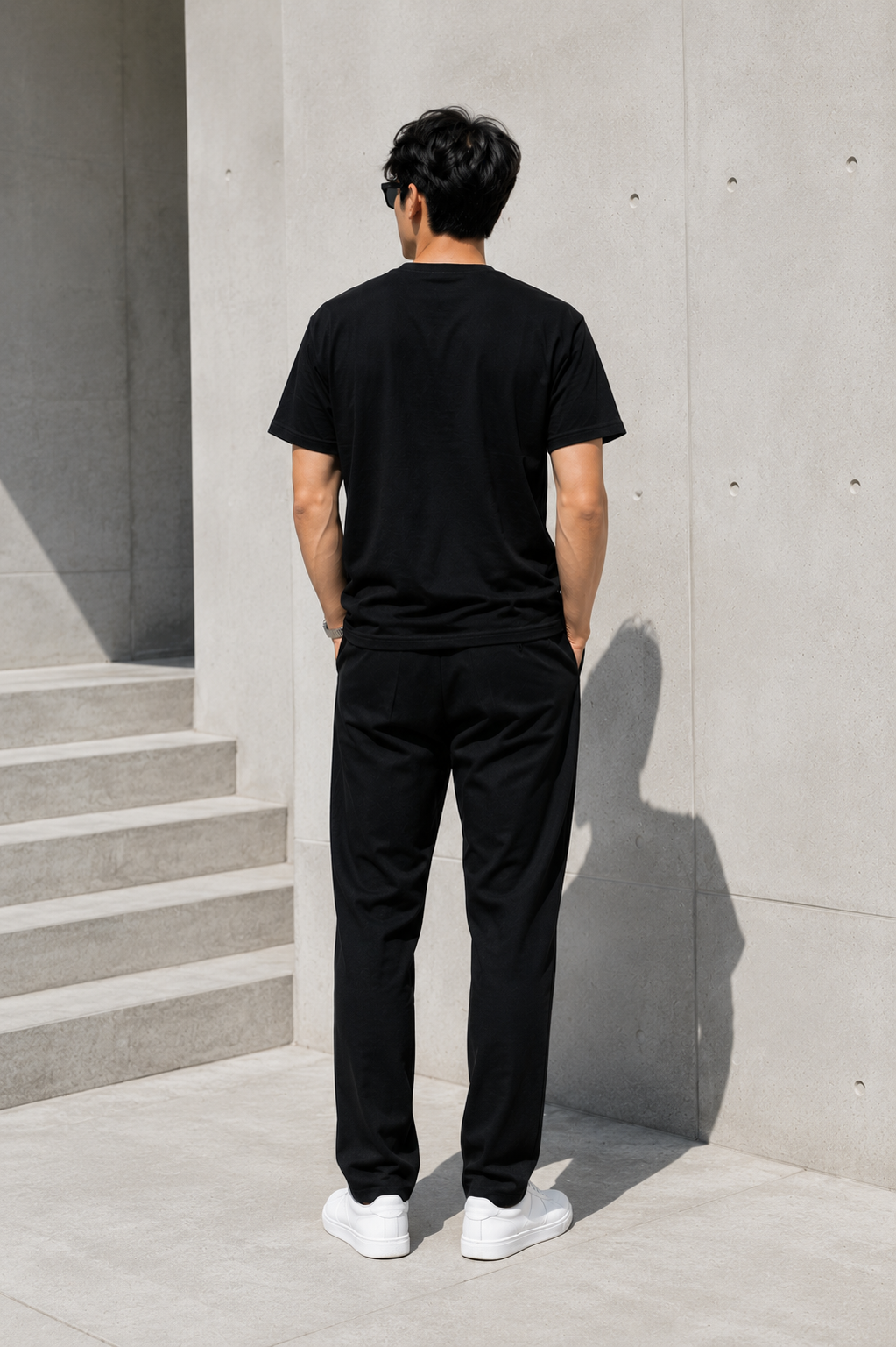 Regular Black T-shirt